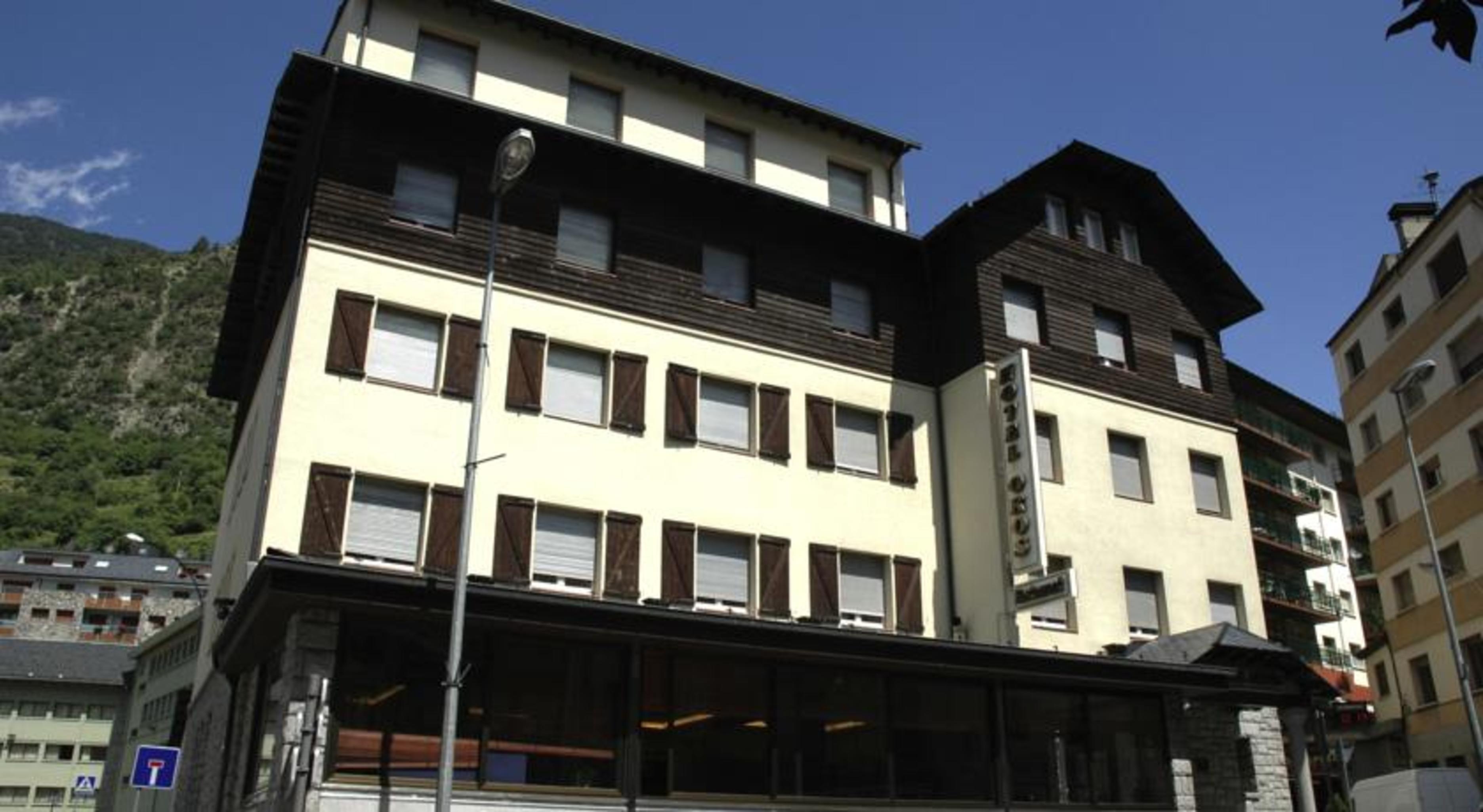 Evenia Oros Hotel Encamp Exterior photo