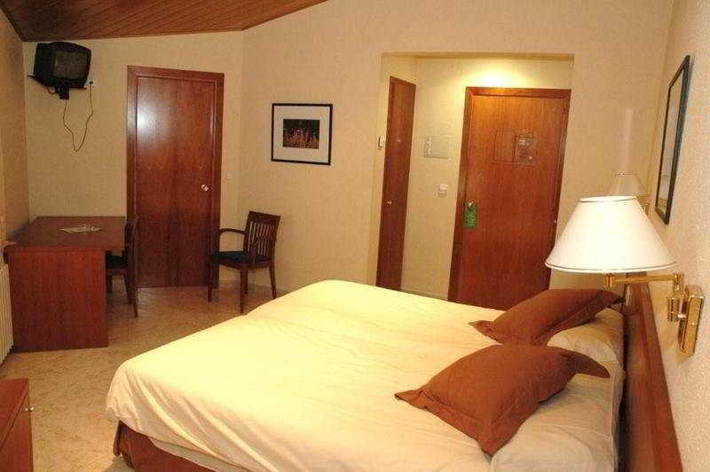 Evenia Oros Hotel Encamp Exterior photo