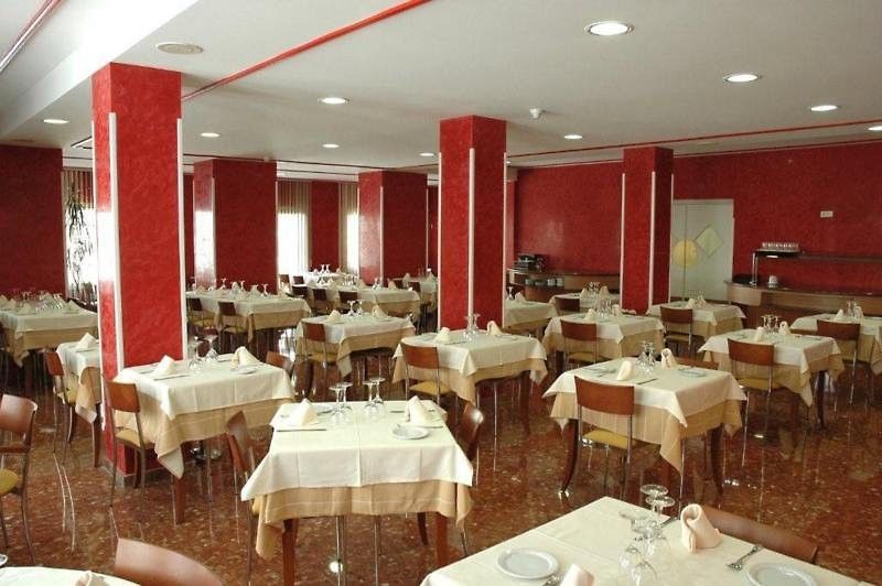 Evenia Oros Hotel Encamp Exterior photo